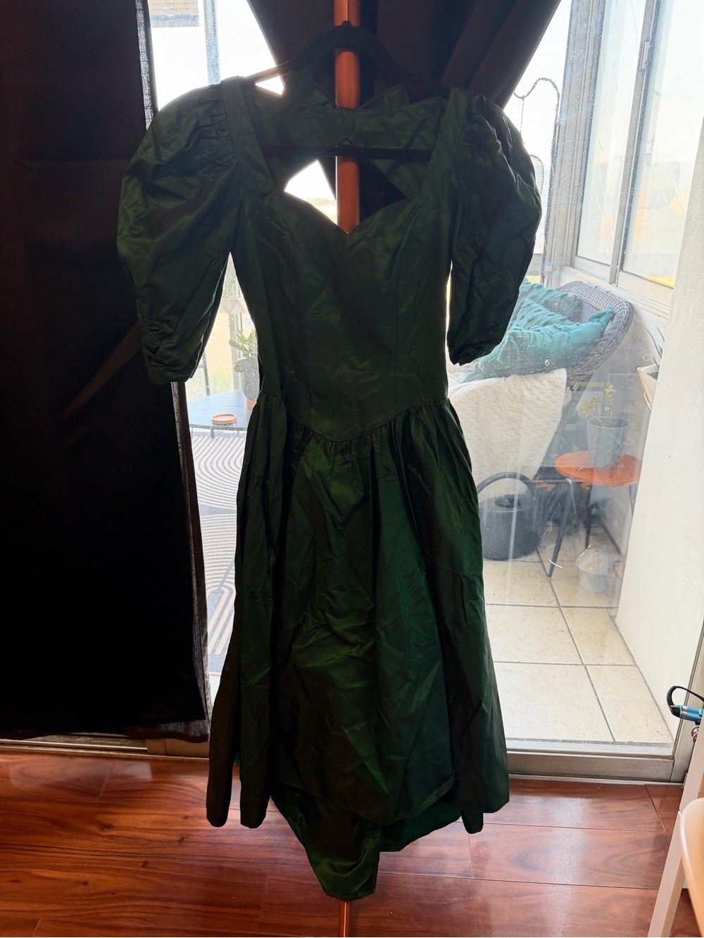 Authentic vintage Alfred Angelo formal/prom size xs green